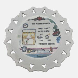 Vintage Melamine Plastic Decorative Reticulated Plate This Kitchen is Closed 7"